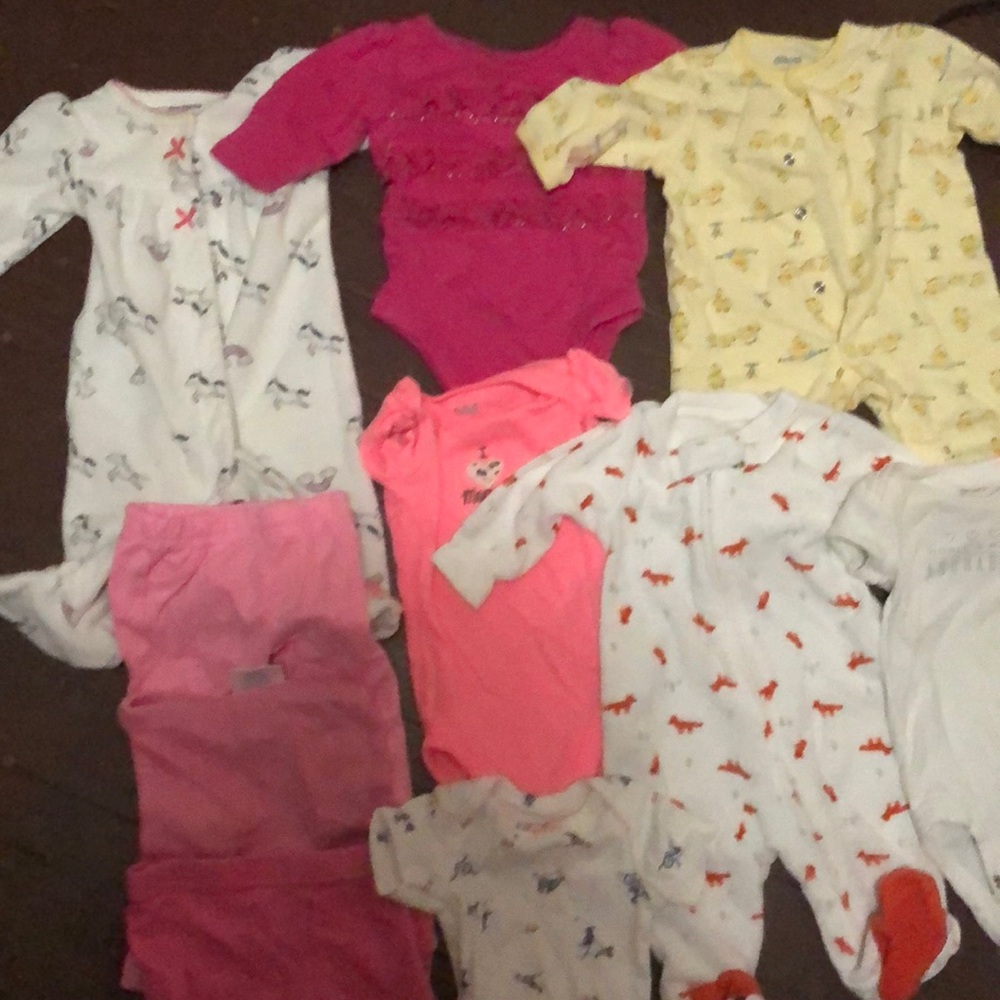 Newborn clothes 20 pieces for 30$